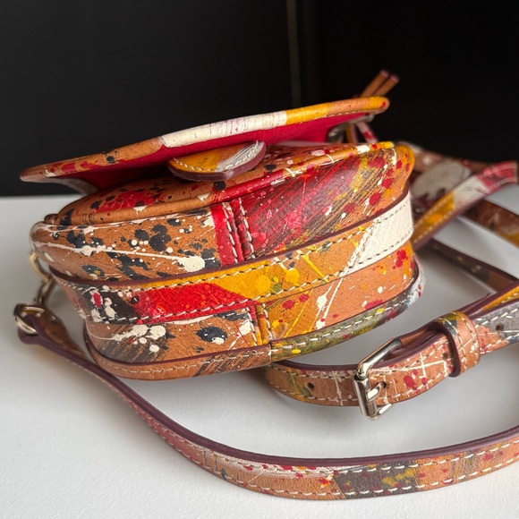 Dooney & Bourke Big Duck Dipinta Florentine Leather Limited Edition Bag - Picture 8 of 16